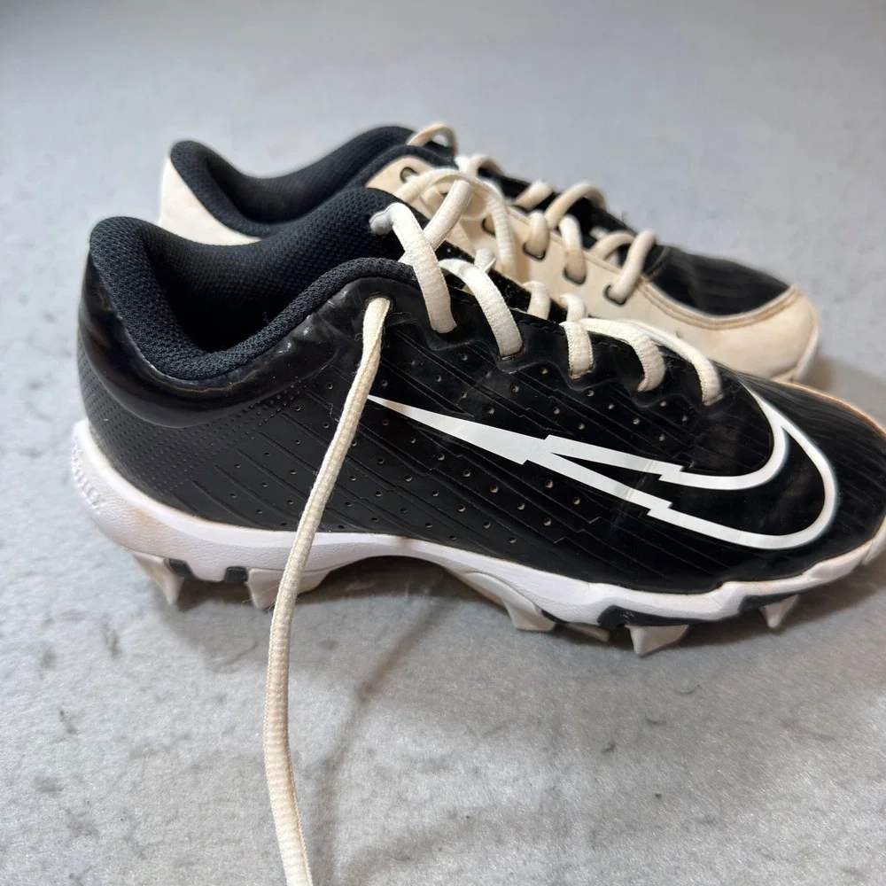 Nike Vapor Ultrafly 4 Keystone Kids Baseball Cleats Black White Good Condition